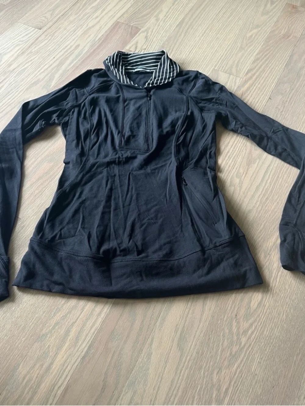 Lululemon Studio Half Zip Pullover 6 -Black & stripped collar, cold hands yoga